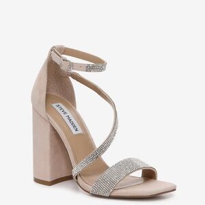 [NEW WITH BOX] Steve Madden - Varali Sandal - Nude